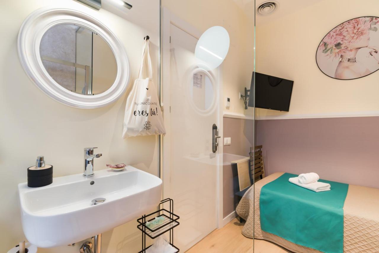 Hostal Evoke Madrid Eksteriør bilde