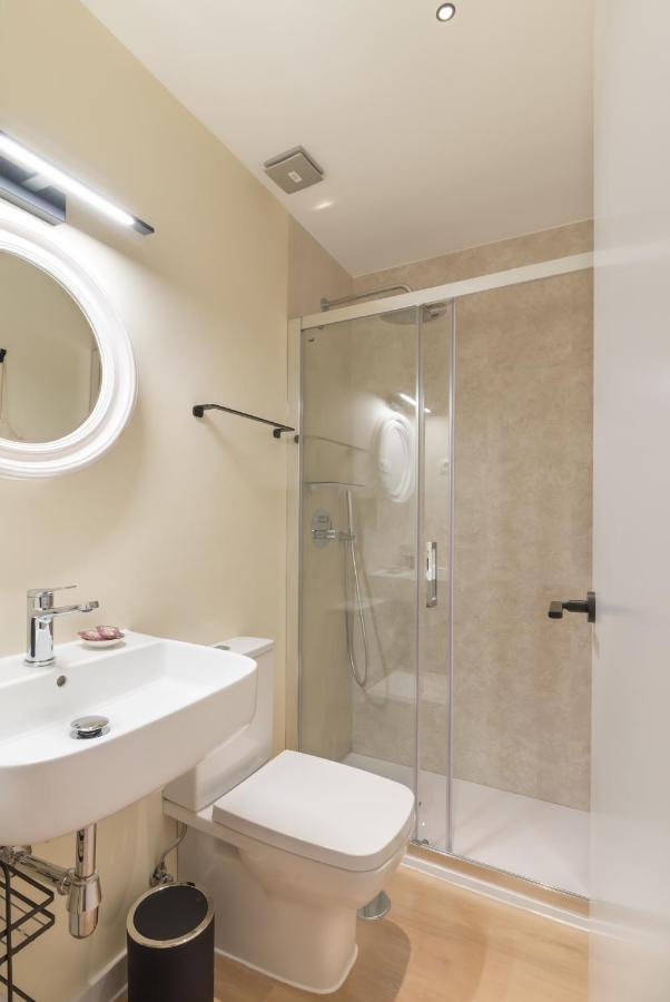 Hostal Evoke Madrid Eksteriør bilde